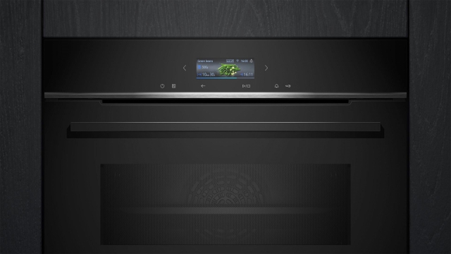 Компактна духова шафа з мікрохвильовим режимом Siemens CM724G1B1